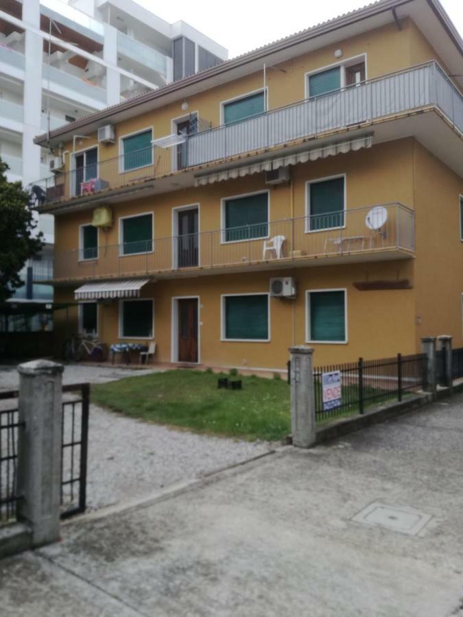 Villa Luigina Bibione Esterno foto
